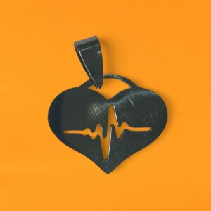 dije corazon medico pulso