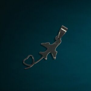 Dije Avion Corazon + Cadena - Acero Quirurgico
